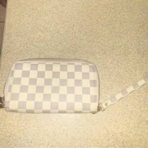 Louis Vuitton Cream and Gray Damier Azur Wristlet